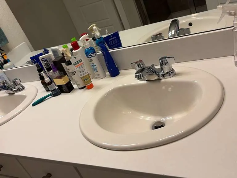 After apartment cleaning - spotless shower in a San Diego apartment